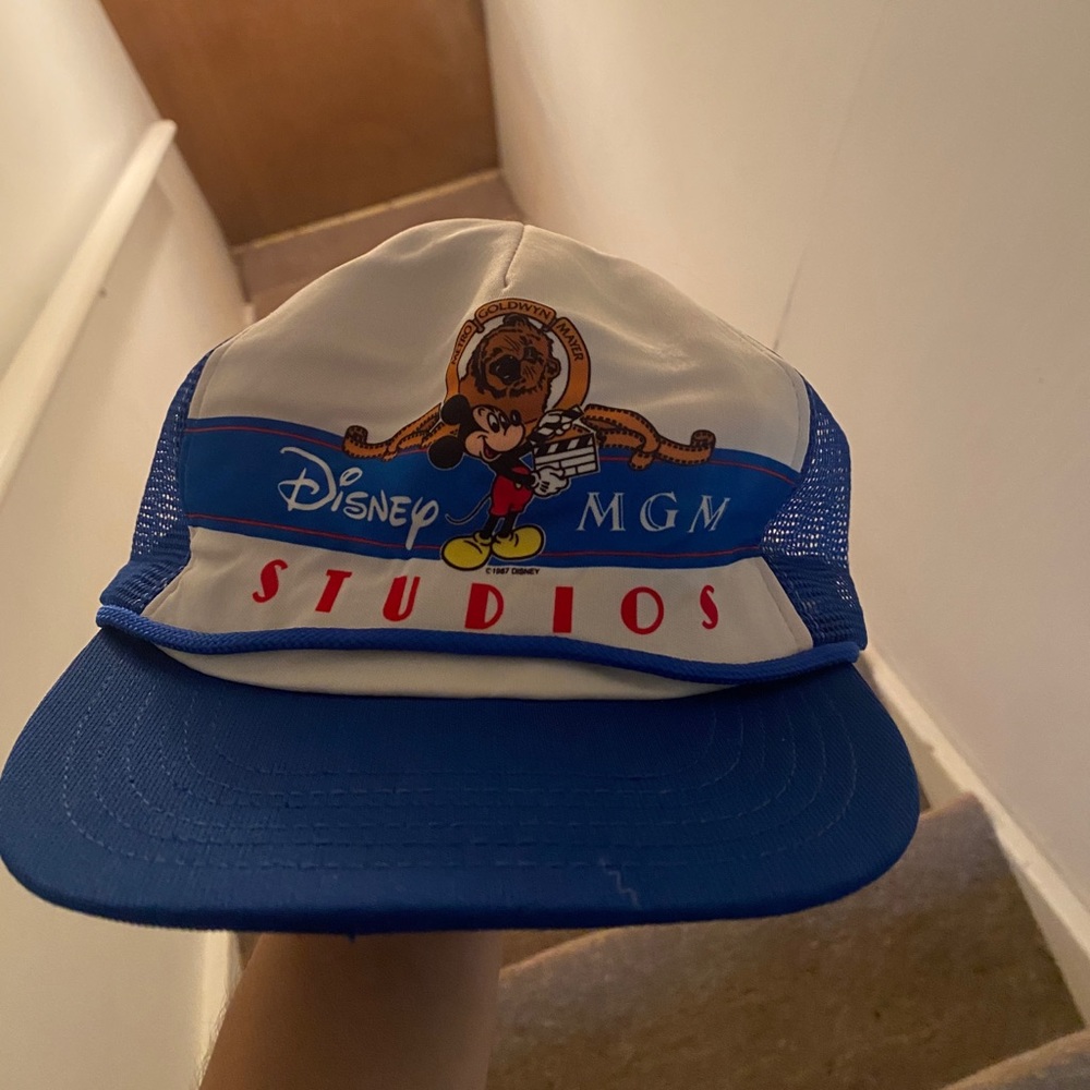 1987 Vintage disney hat
